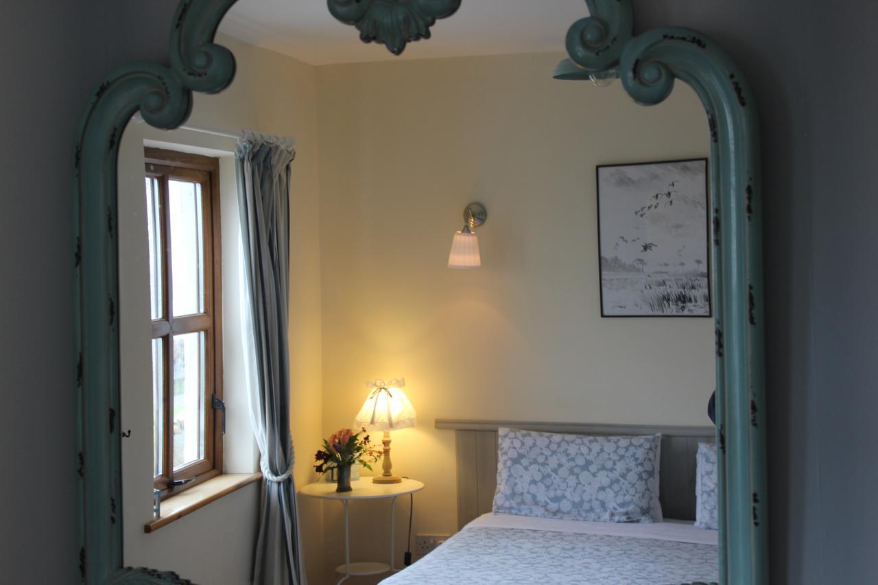 Clifden Bay Lodge エクステリア 写真